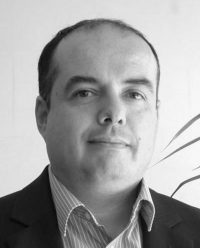 tomeu recorte bn e1477943649132